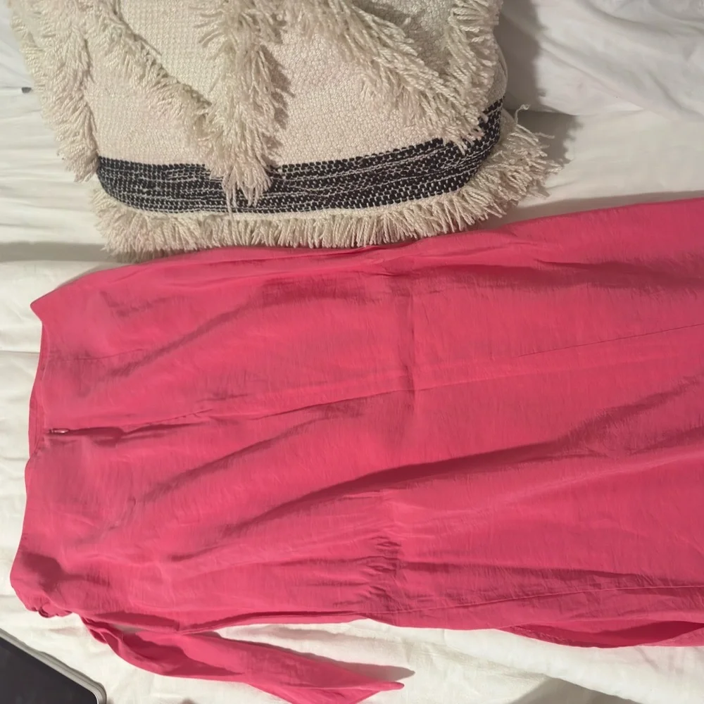 Zara Pink Skirt - Picture 3 of 4